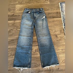 Abercrombie denim wide leg jean size 28